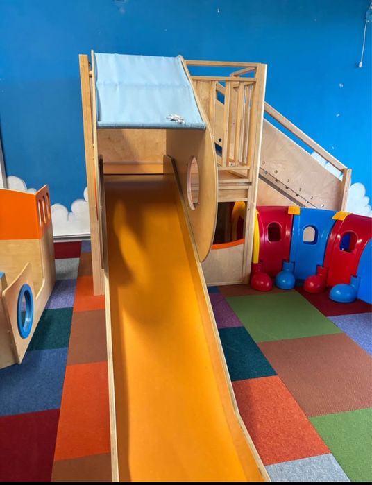 Loc de joaca interior din lemn  mesteacan ideal pentru cresa/gradinita,Montesori