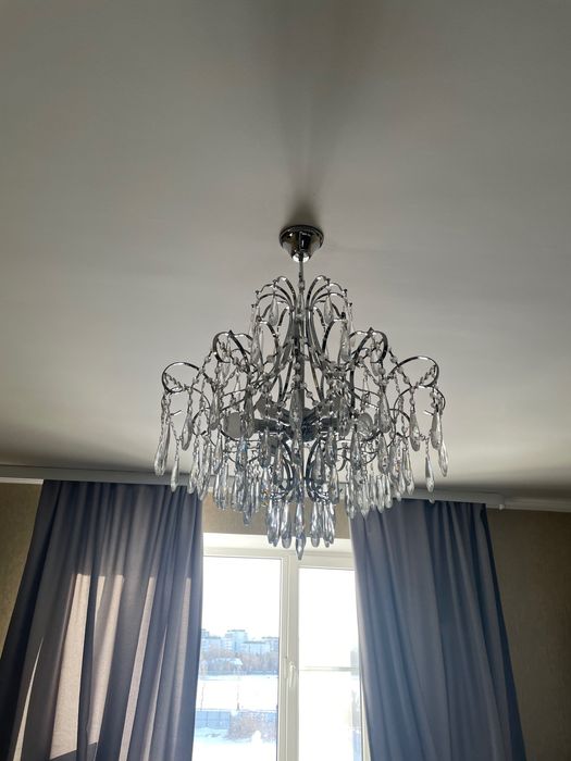 Очень красивая люстра