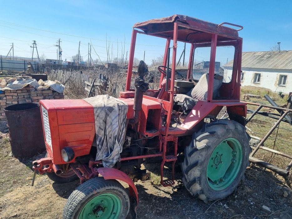 Продам 2 трактора