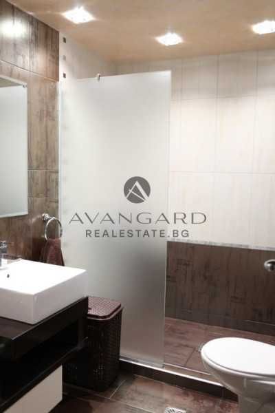 Продава се Четиристаен апартамент в Пловдив, Кючук Париж - 193 кв.м за 2167 €/кв.м - Снимка #9