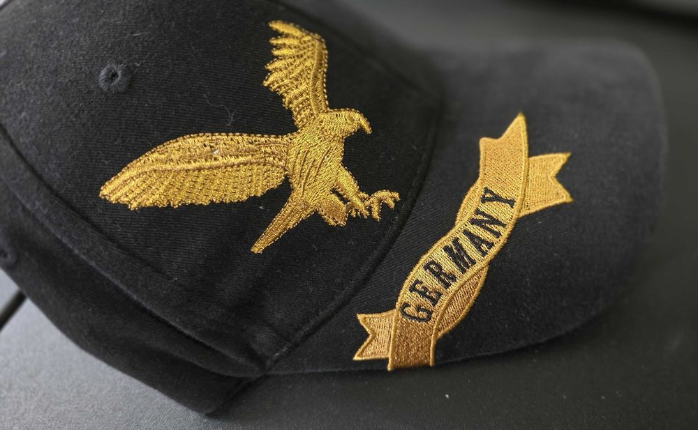 Șapca - Germany - cu broderie aurie, stemă de vultur, negru, masura ajustabila