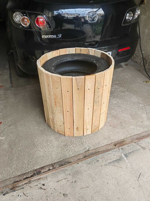 Ръчно изработена къшпа от гуми