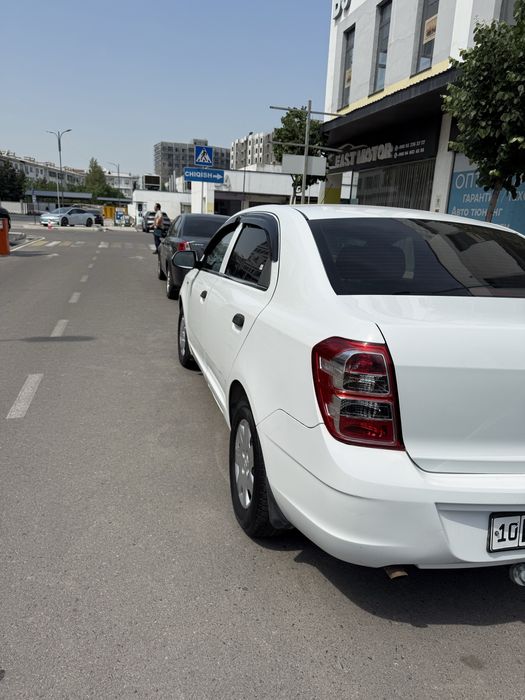Chevrolet Cobalt 2020 — 4
