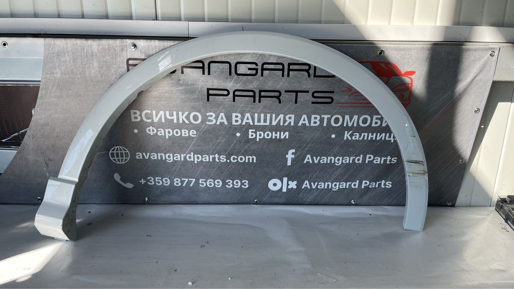 Предна дясна вежда Audi Q3 2018-