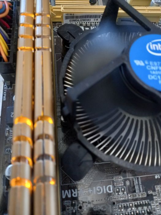 Памет 16GB (2x8GB) Avexir Core Series 2133 MHz DDR3