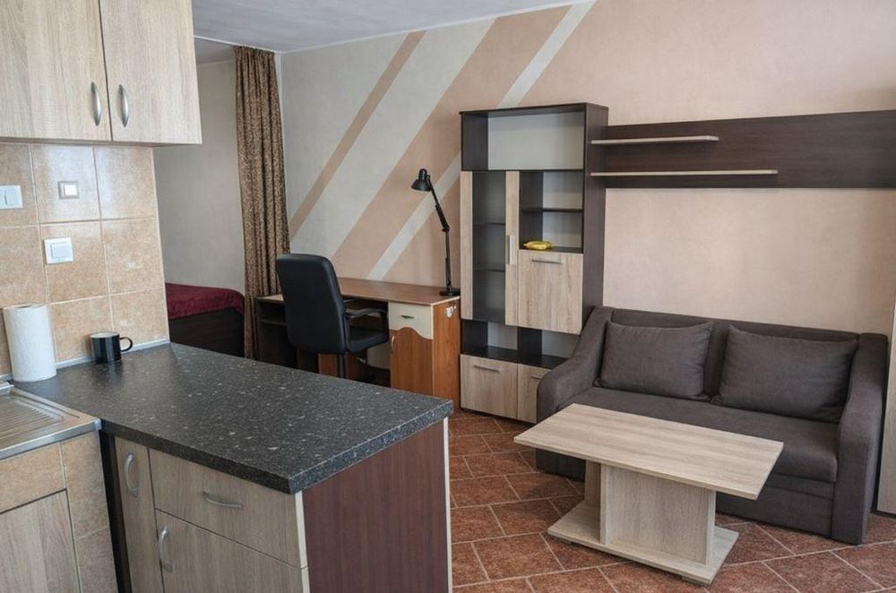 Дава се под наем Едностаен апартамент в Варна, Левски - 45 кв.м за 378.93 € - Снимка #1