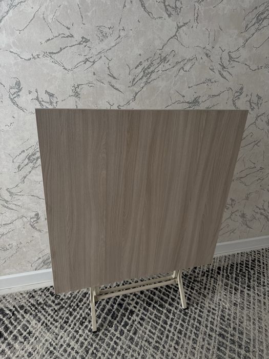 Стол для кухни или рабочи