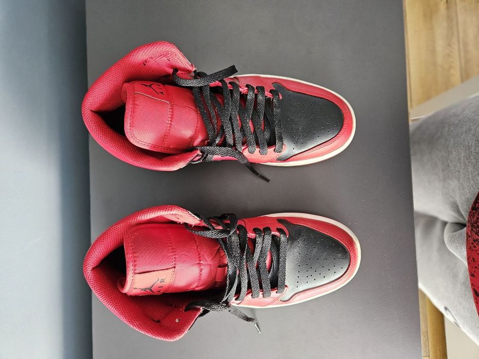 Nike Air Jordan кецове средно високи