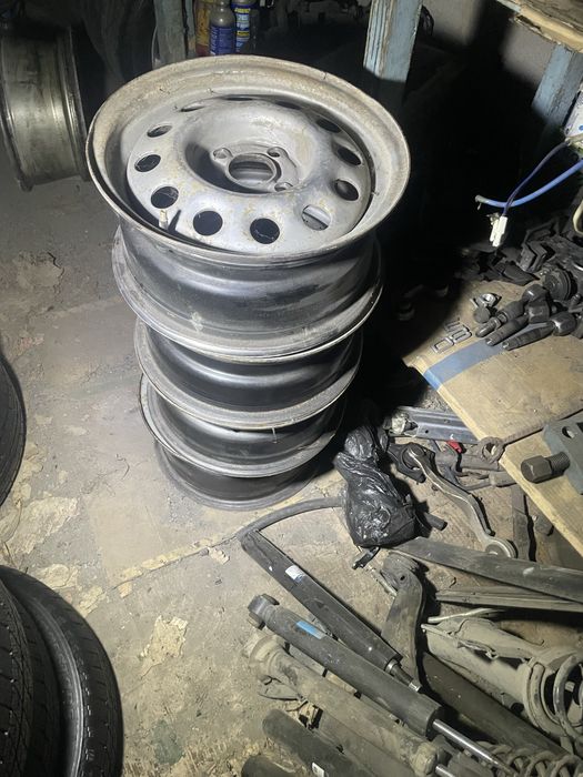 Кузов, резина, панель, коробка, диски