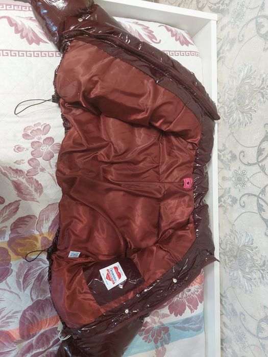 Продам куртку дизайнерскую