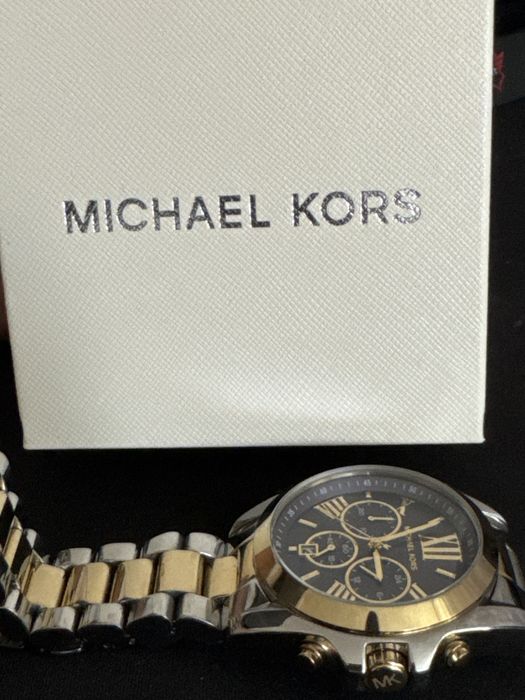 Продам часы MICHAEL KORS