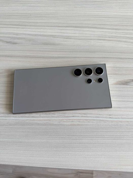 Samsung s24 ultra Като Нов