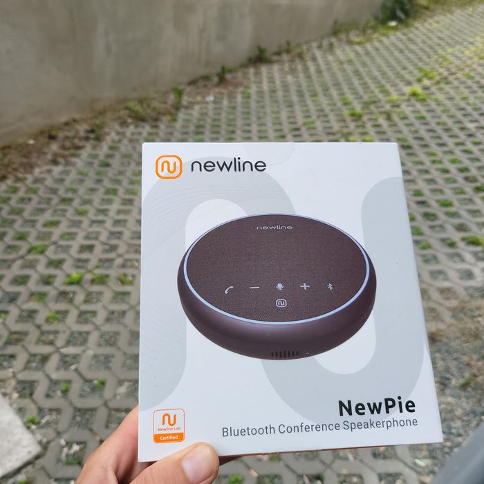 Difuzor wireless pentru conferinte