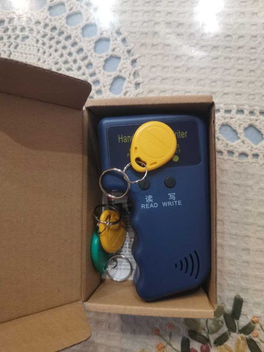 Дубликатов домофонных ключей