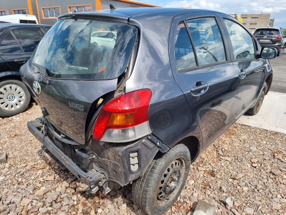 Toyota Yaris 1.3 VVTI  2009 На части Автоматик