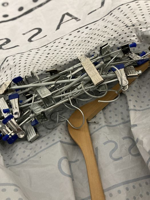 Вешалки для одежды