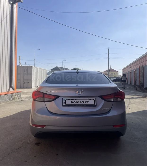 Hyundai Elantra 2015