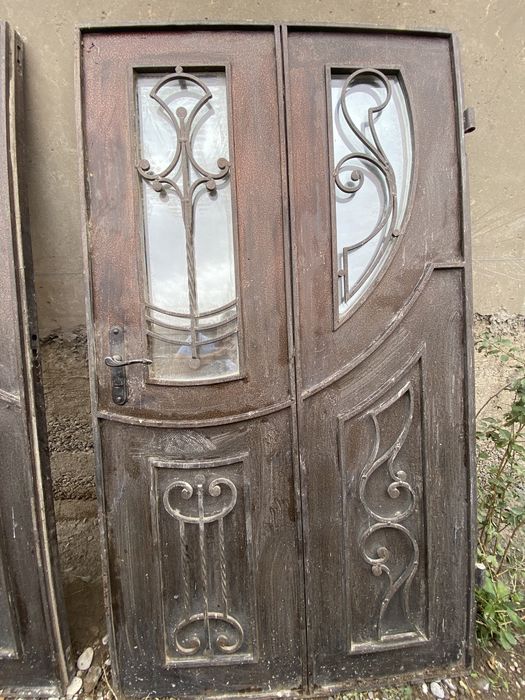 Входной дверь