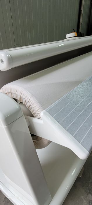 Calandru masa de calcat Miele