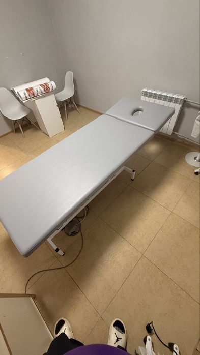 Массажный стол с электроприводом