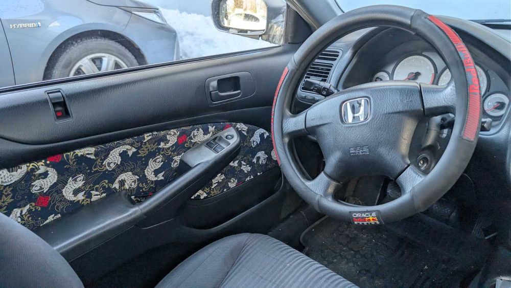 Honda Civic EM2 model US 1.7 VTEC Benzină