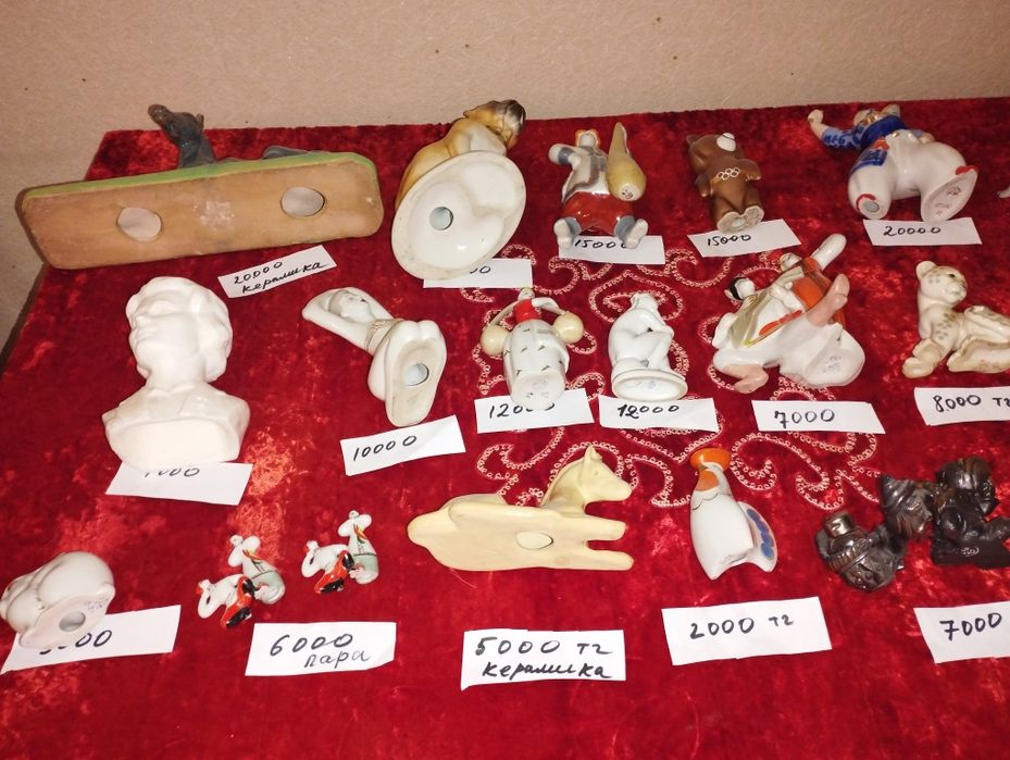 Продам статуэтки.
