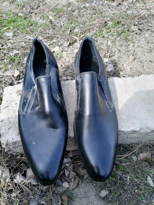 Продам военный туфли кожаный