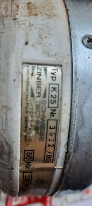 Leister Пистолет  за  заваряване на Венилова Мембрана