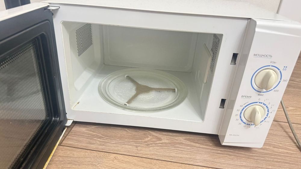 Микроволновая  печь LG