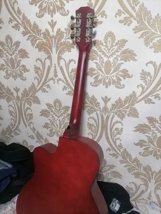 Акустичекая гитара