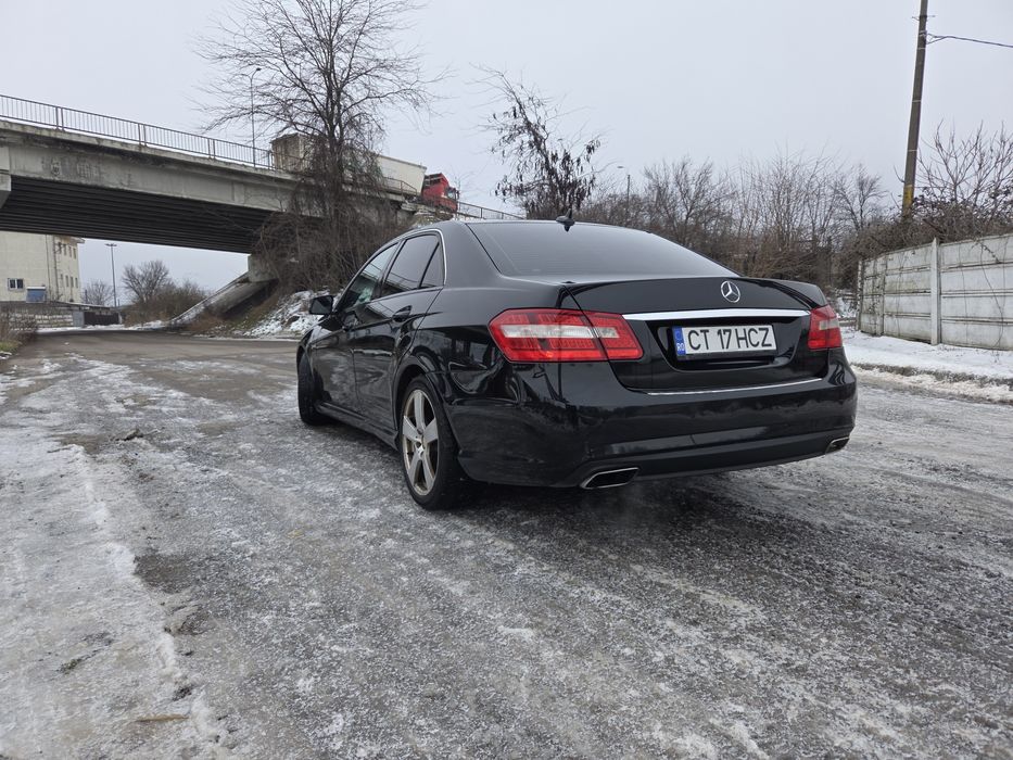 Mercedes Clasa E 220