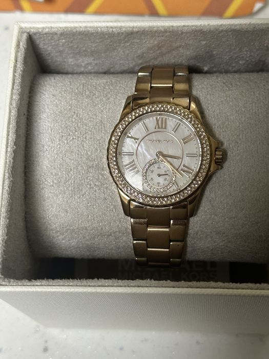 Часовник Michael Kors