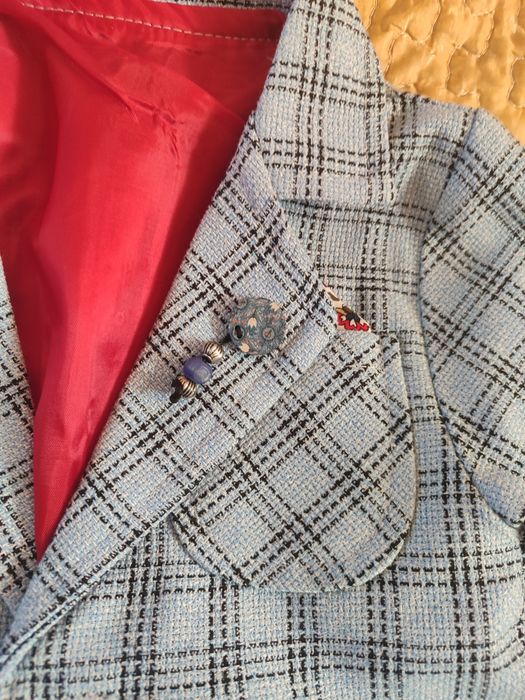 Продам пиджак на мальчика