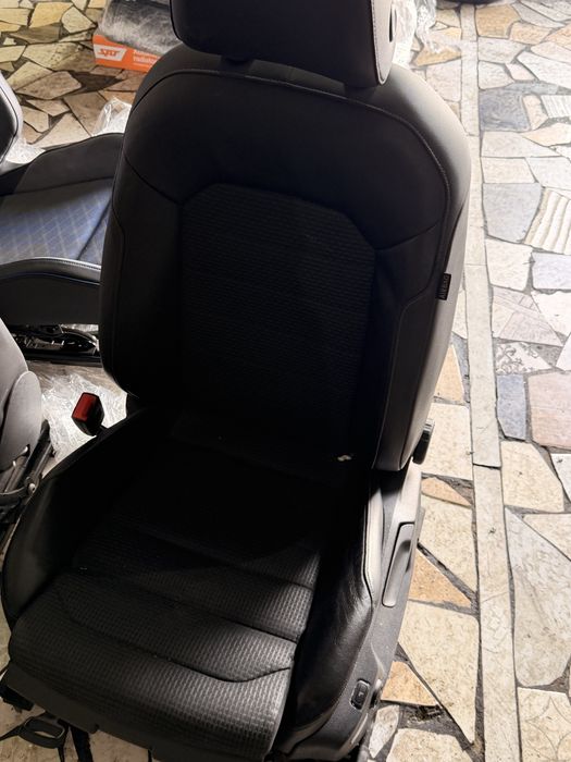 Сиденья комплект golf 7r