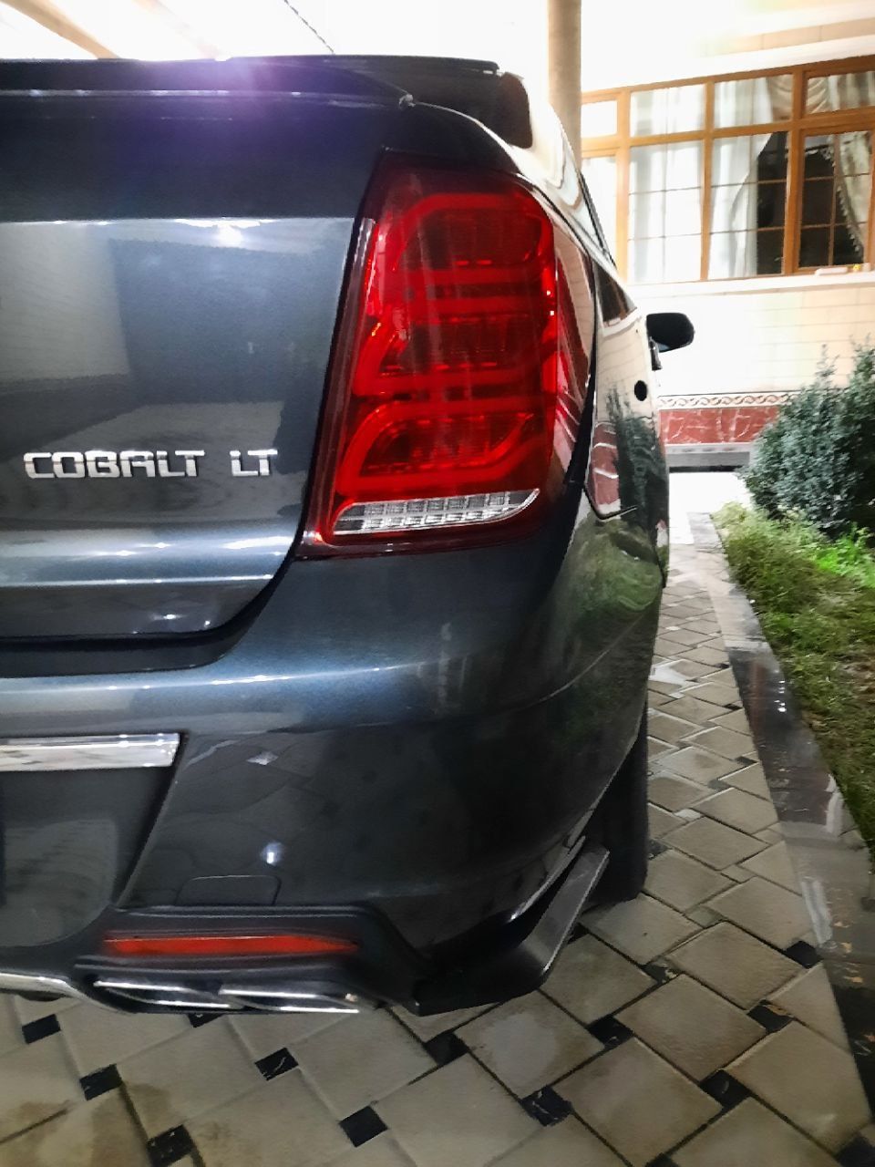 Chevrolet Cobalt антикрыло