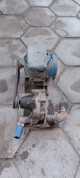 Электрическая помпа