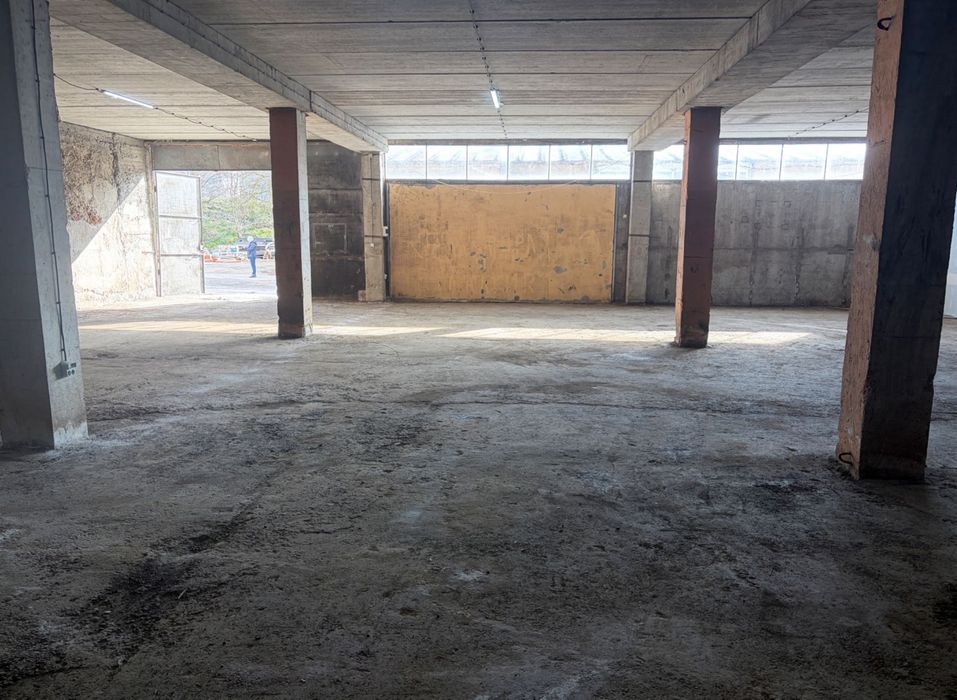 Дава се под наем Склад в Добрич, Промишлена зона - Север - 300 кв.м за 448.8 € - Снимка #2