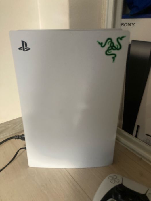 Playstation 5 + игри