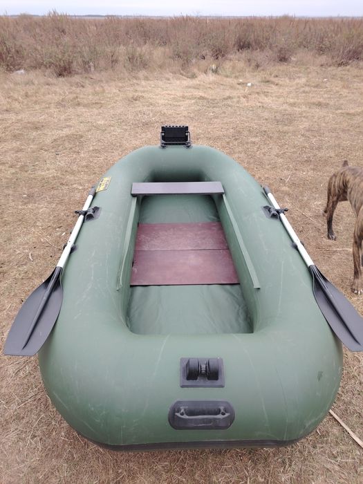 Лодка Муссон 270 PC