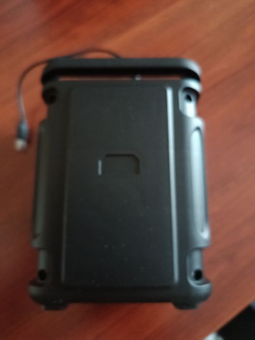 Блутут колонка ,малка компактна