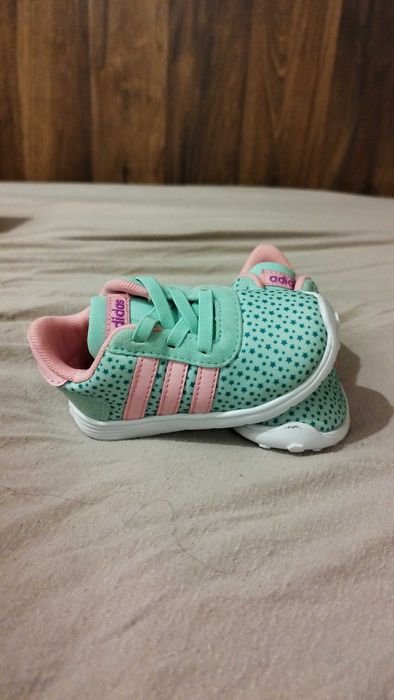 Нови детски обувки Adidas 20н