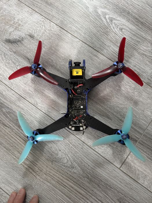 Продается fpv дрон срочно