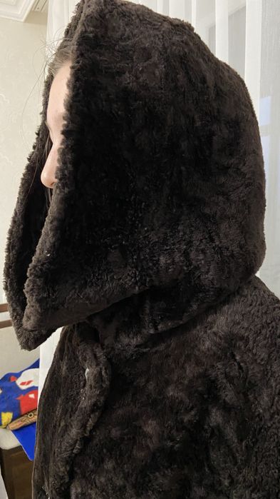 Продаю мотоновую шубу