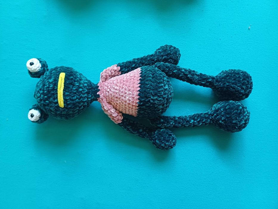 Продавам  плетени играчки