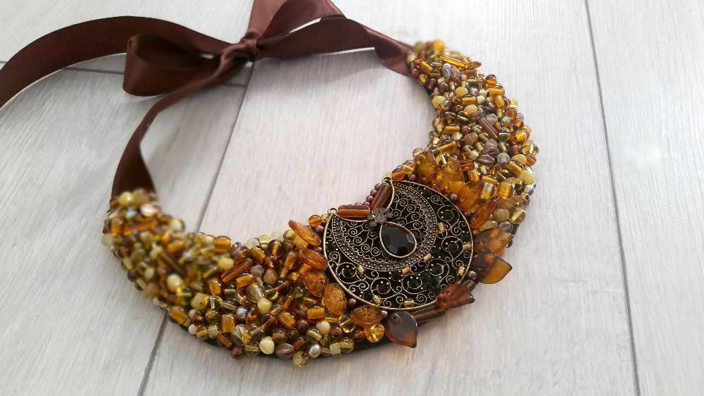 Colier statement cu "aroma de cafea"