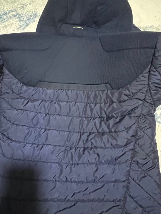 hugo boss яке м размер