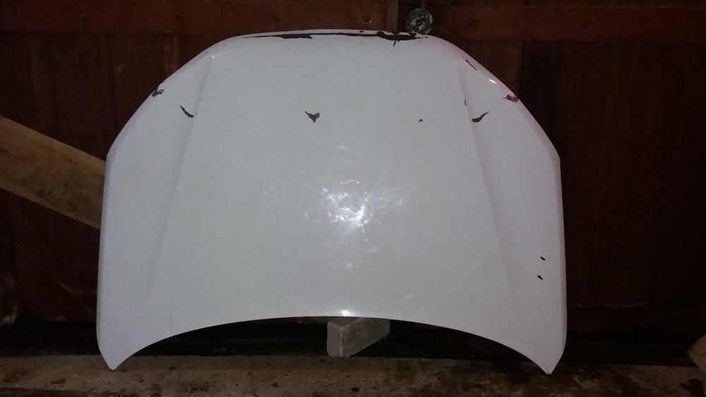 Продам капот . .