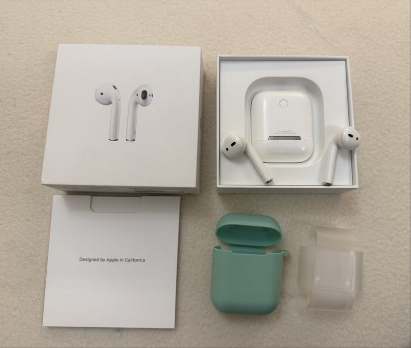 Casti audio AirPods 2 originale, stare perfecta de functionare