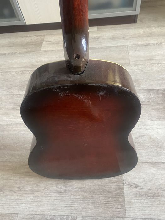 Гитара 7 струнная продается