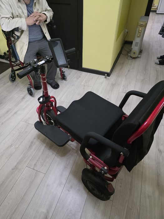 Продам трицикл электрический